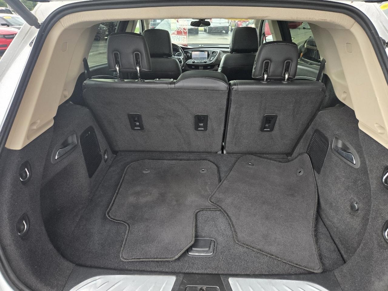 Buick Envision FWD 4dr Essence 2017