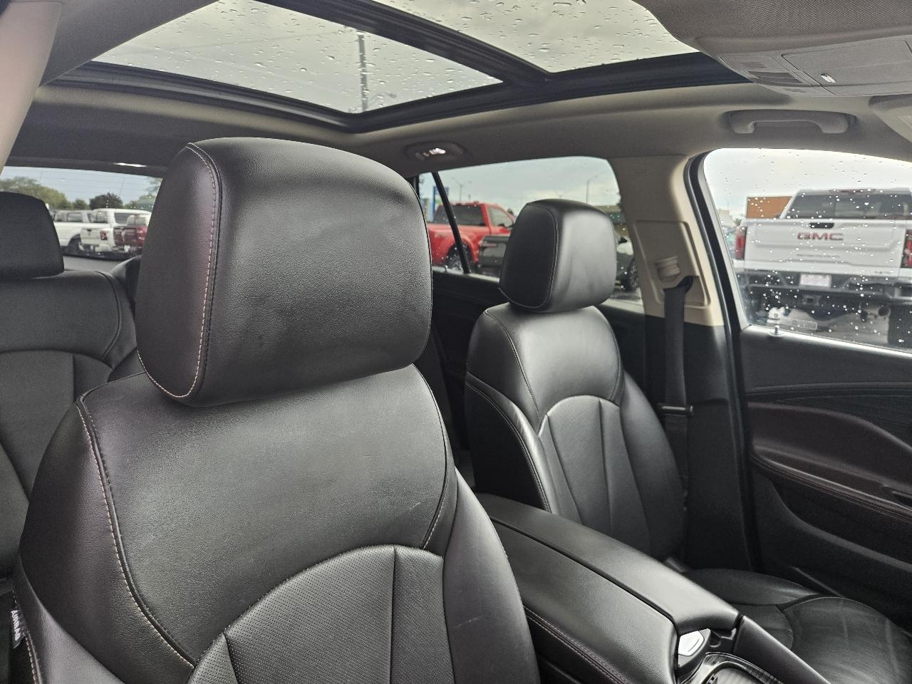 Buick Envision FWD 4dr Essence 2017