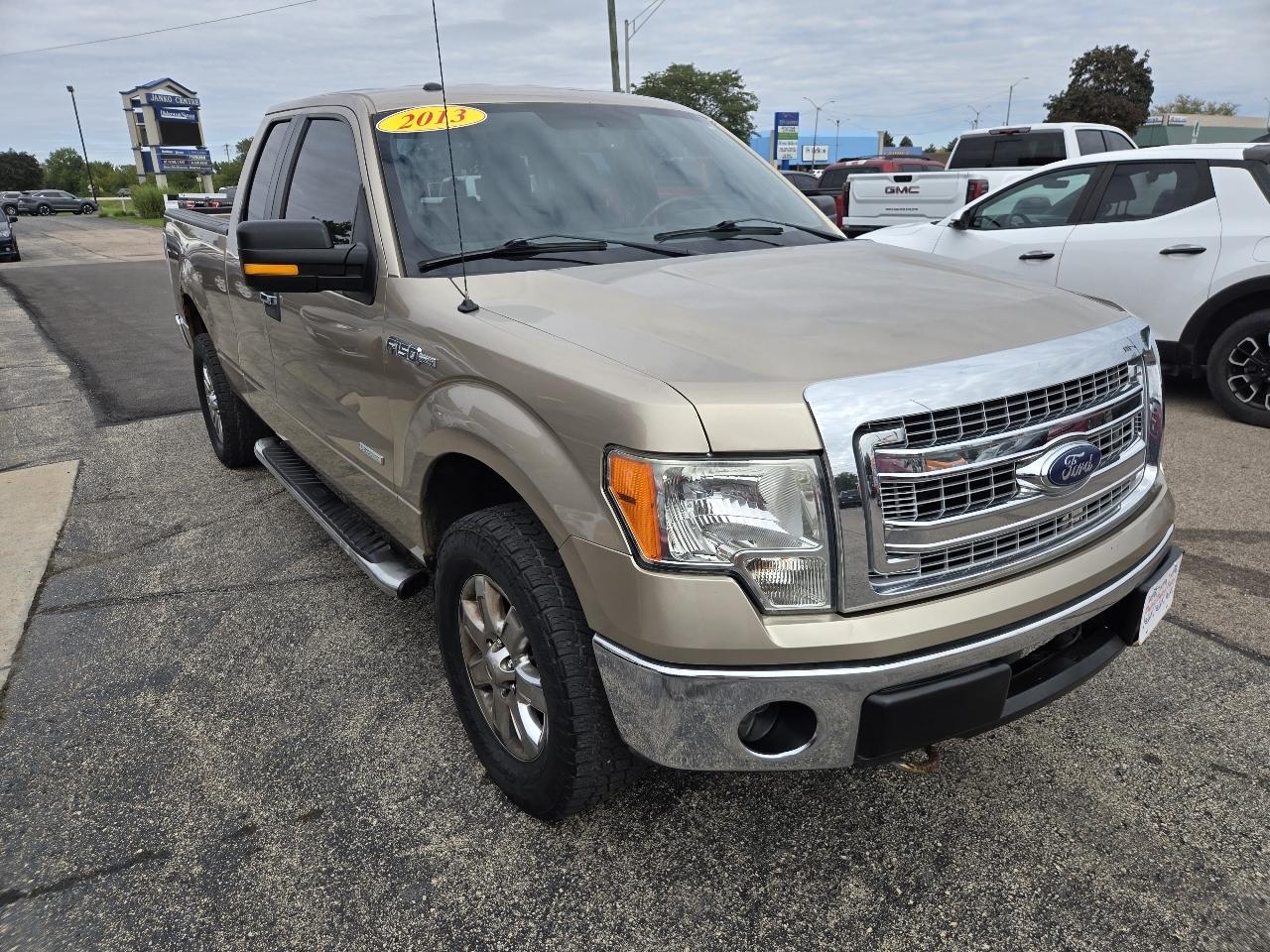Ford F-150 4WD SuperCab 145" XLT 2013