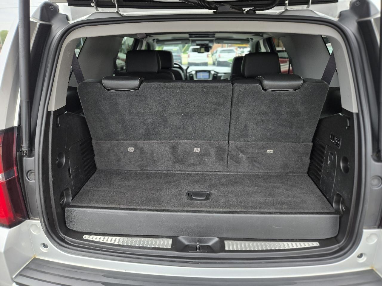 Chevrolet Tahoe 4WD 4dr LT 2016