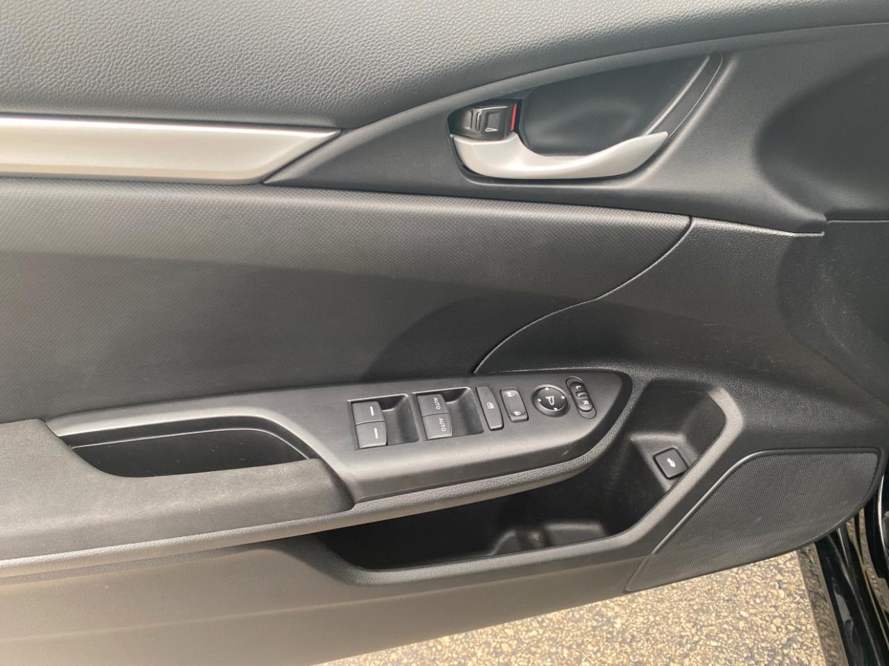 Honda Civic Sedan LX CVT 2021