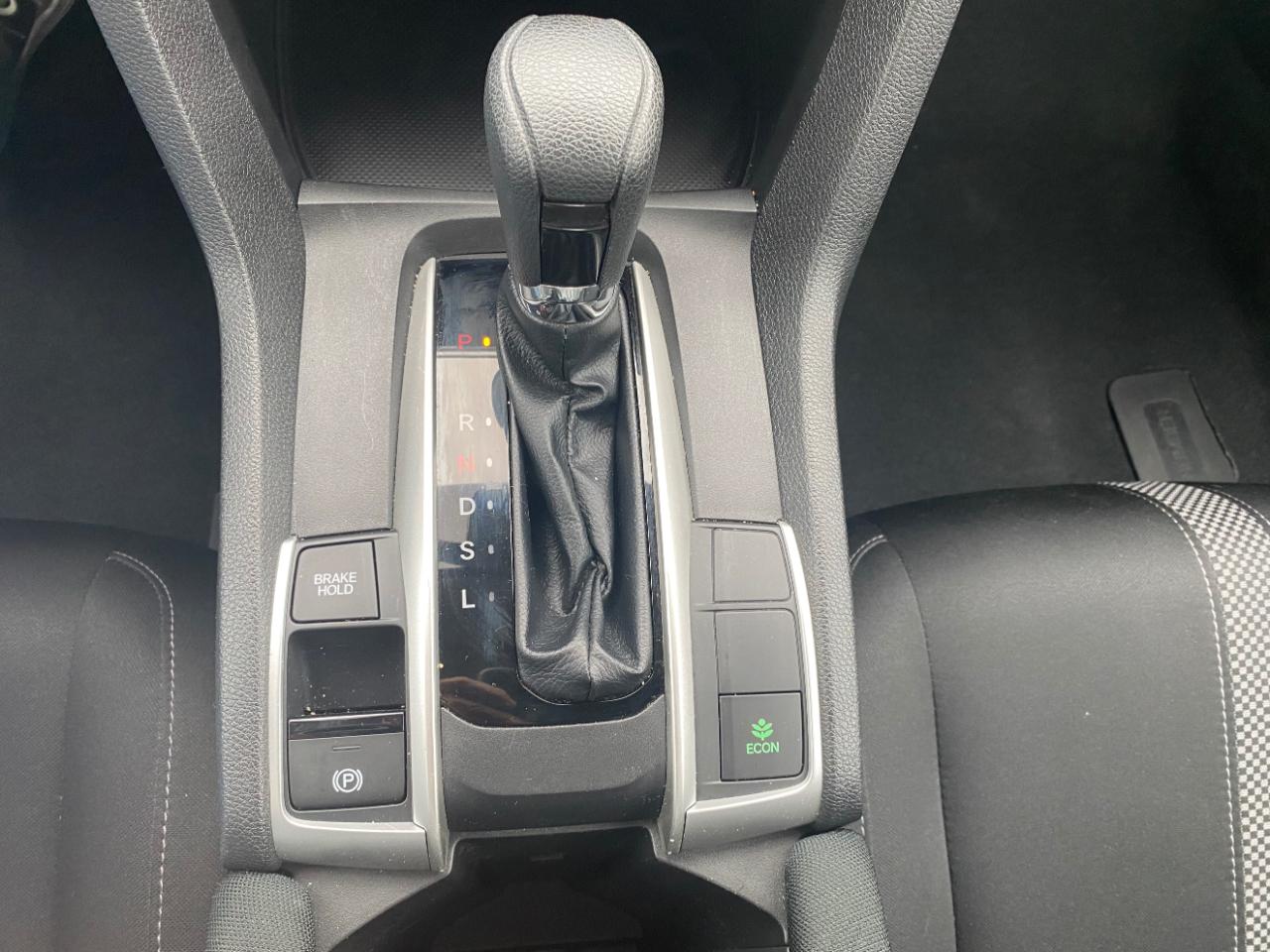 Honda Civic Sedan LX CVT 2021