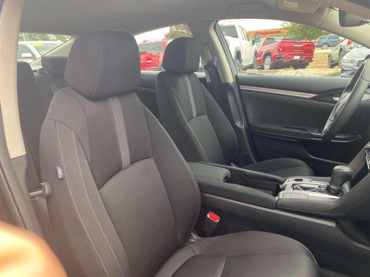 Honda Civic Sedan LX CVT 2021
