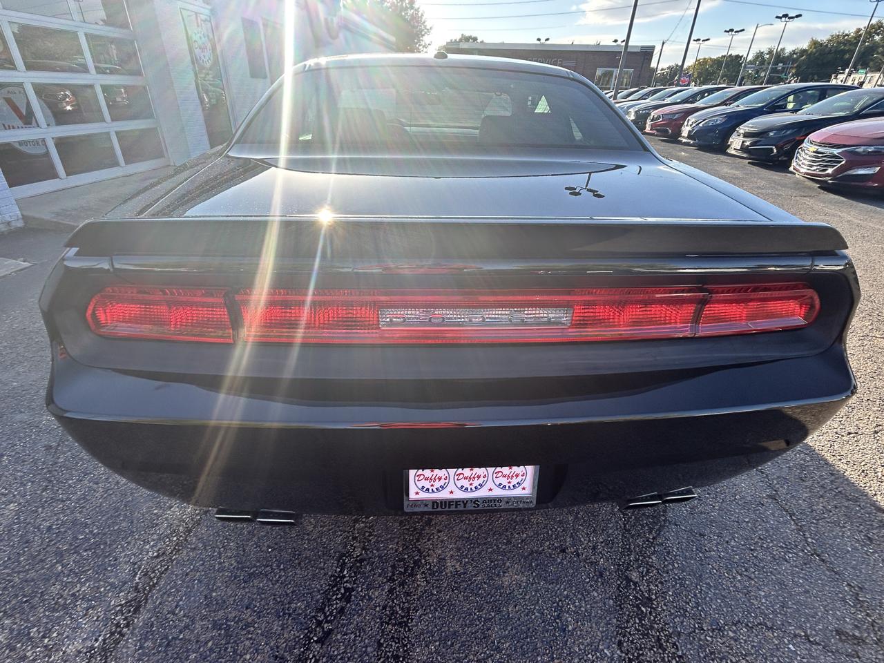 Dodge Challenger 2dr Cpe R/T 2009