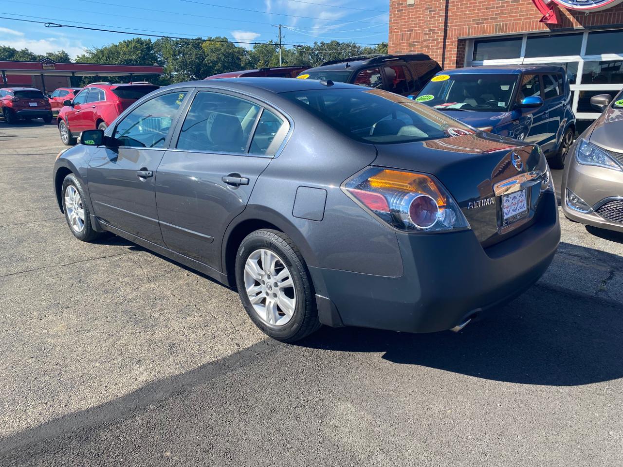 Nissan Altima 4dr Sdn I4 CVT 2.5 S 2010