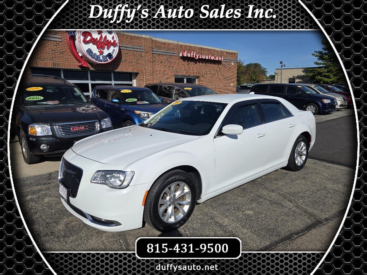 Chrysler 300 4dr Sdn Limited RWD 2016
