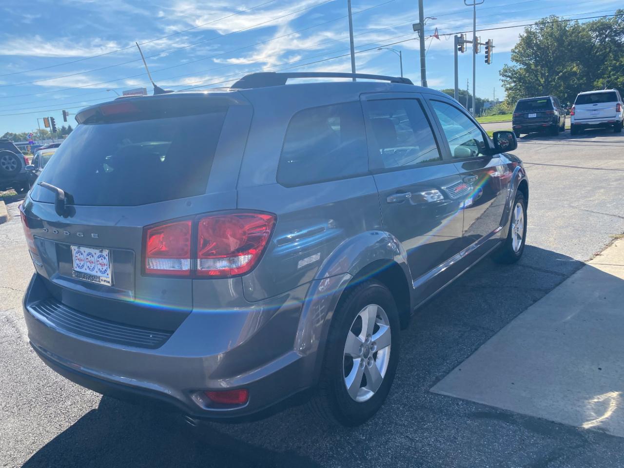 Dodge Journey FWD 4dr SXT 2012