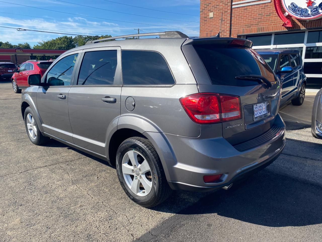 Dodge Journey FWD 4dr SXT 2012