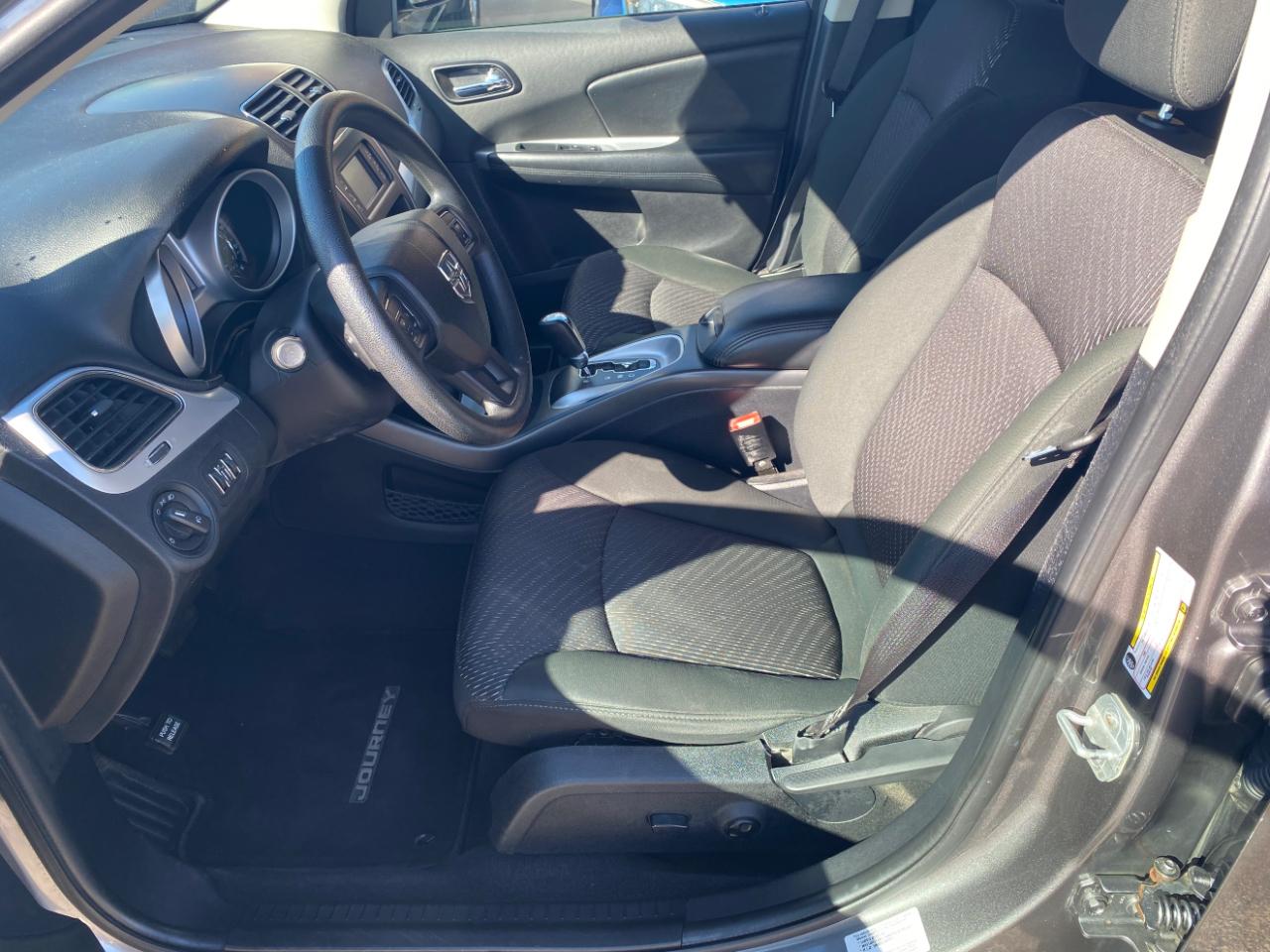 Dodge Journey FWD 4dr SXT 2012