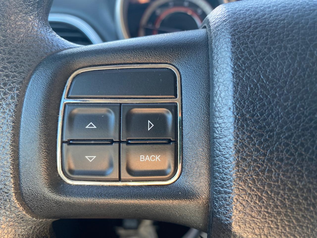 Dodge Journey FWD 4dr SXT 2012