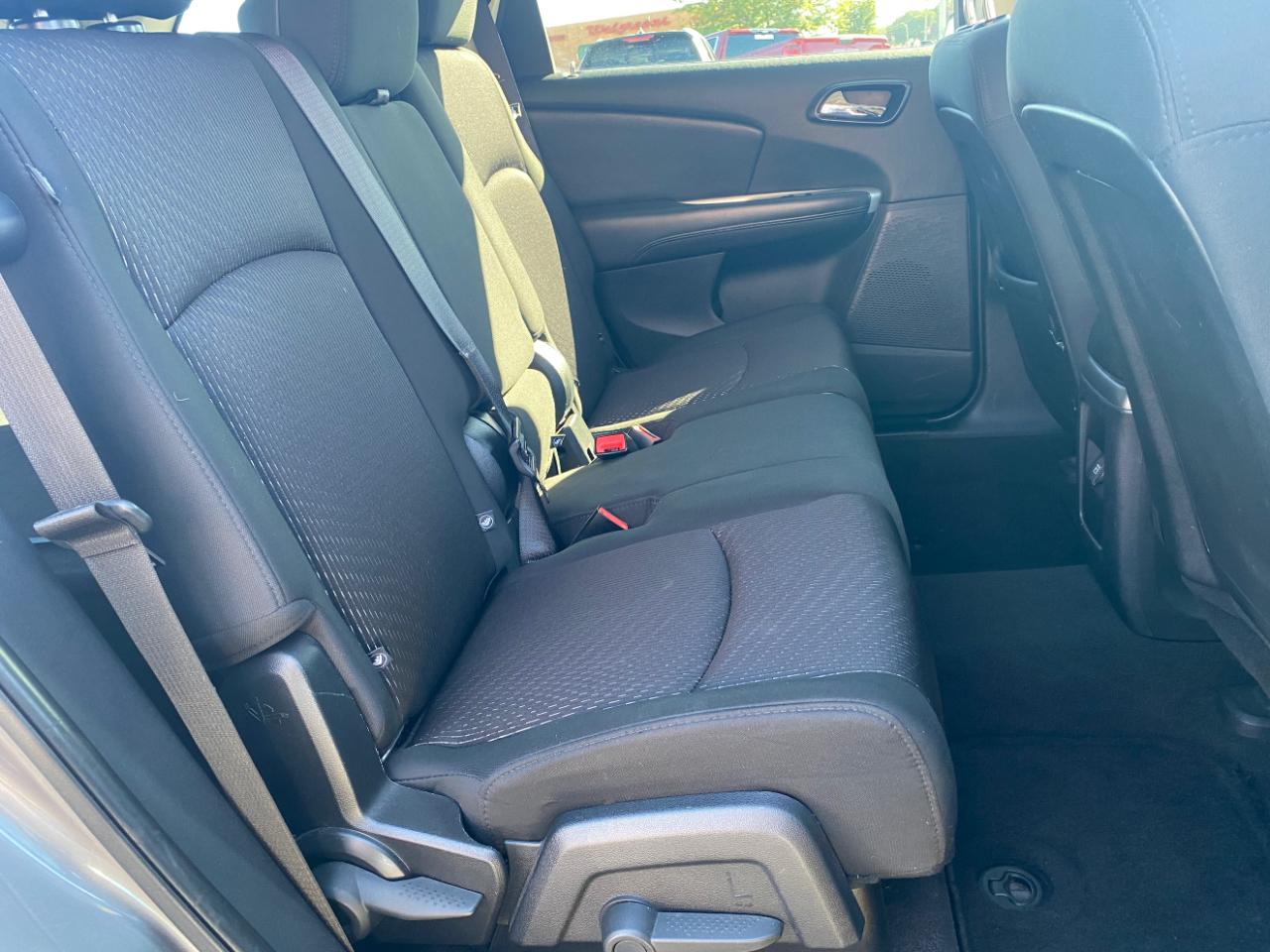Dodge Journey FWD 4dr SXT 2012