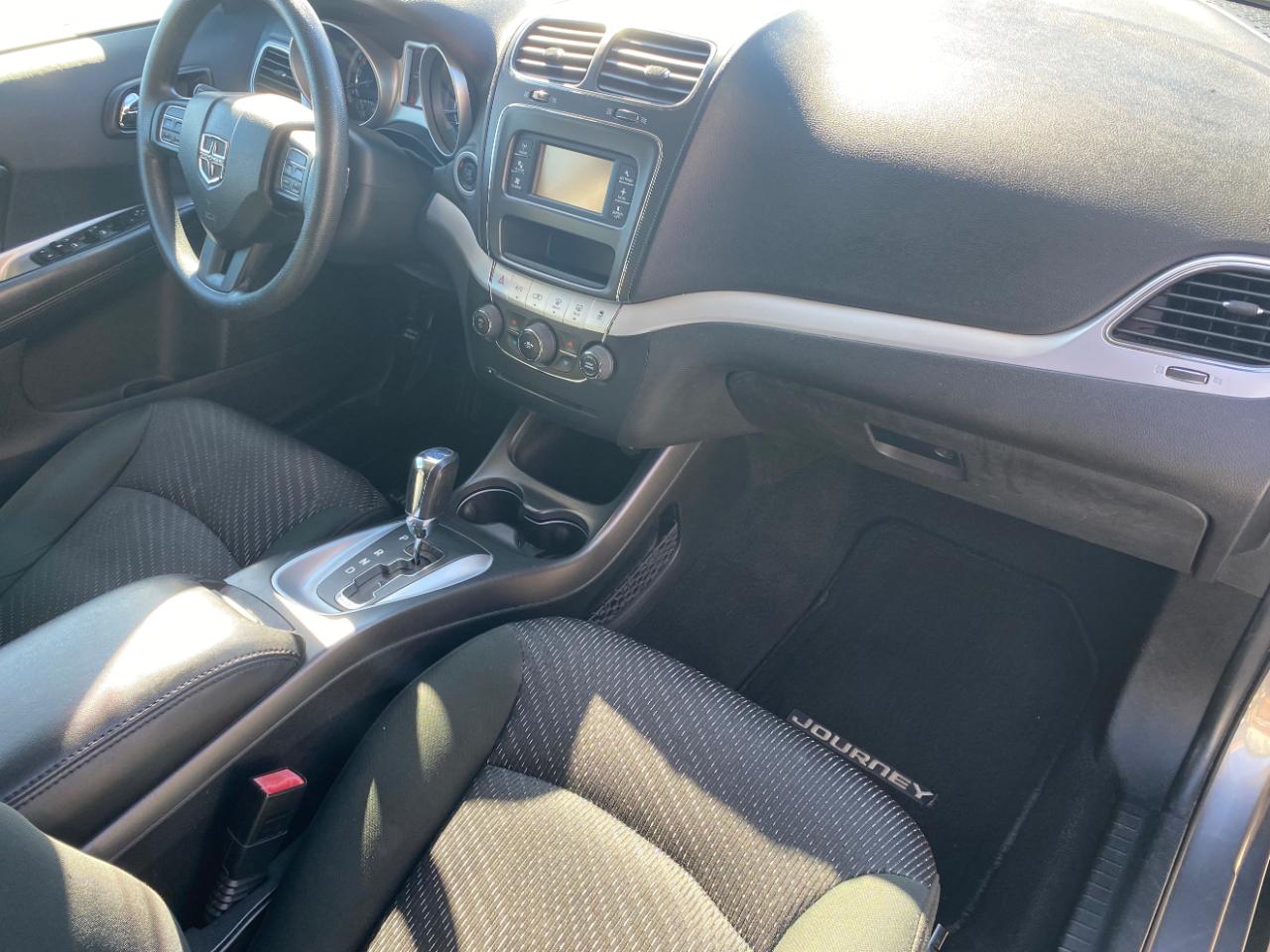 Dodge Journey FWD 4dr SXT 2012