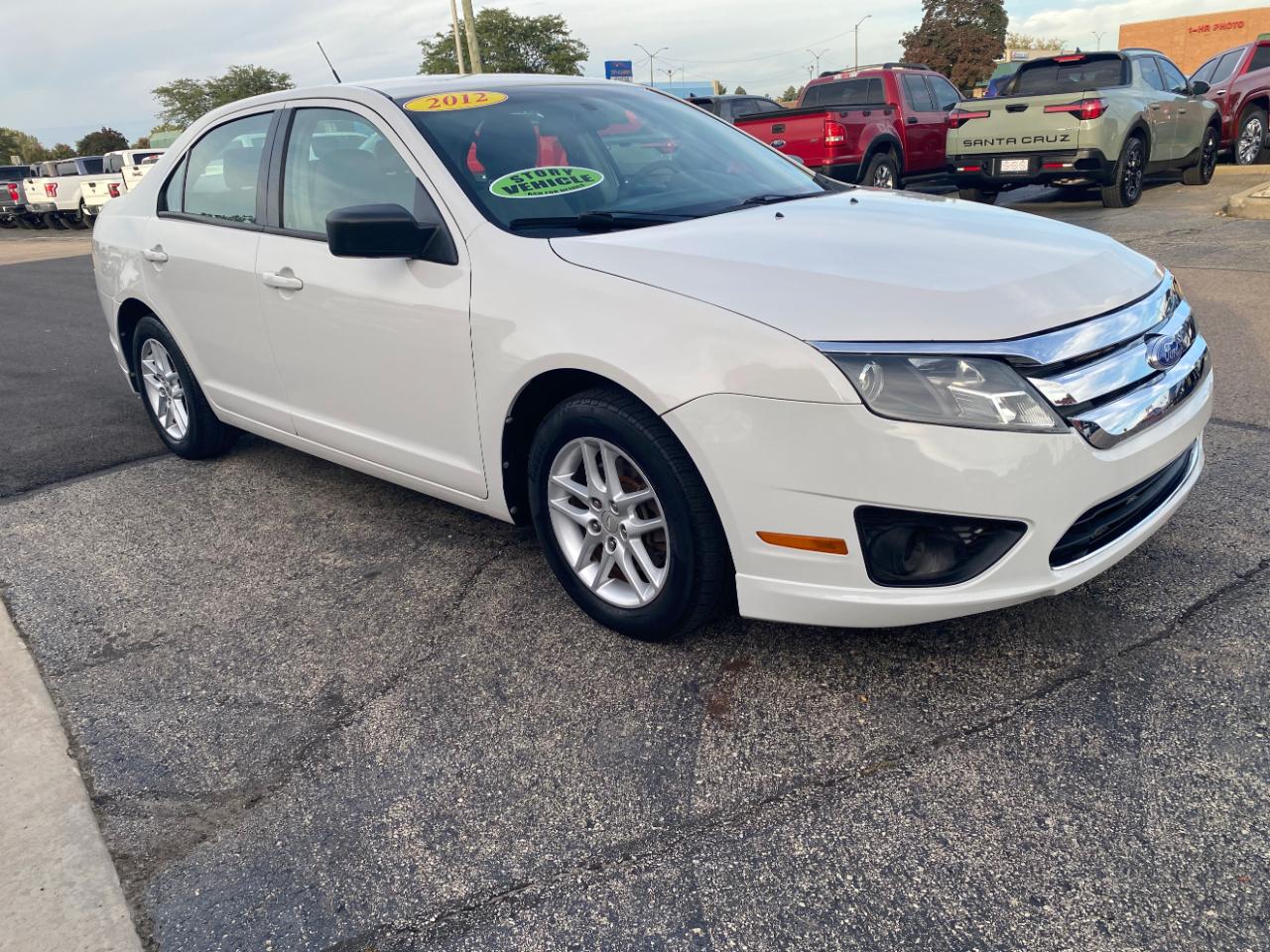 Ford Fusion 4dr Sdn S FWD 2012