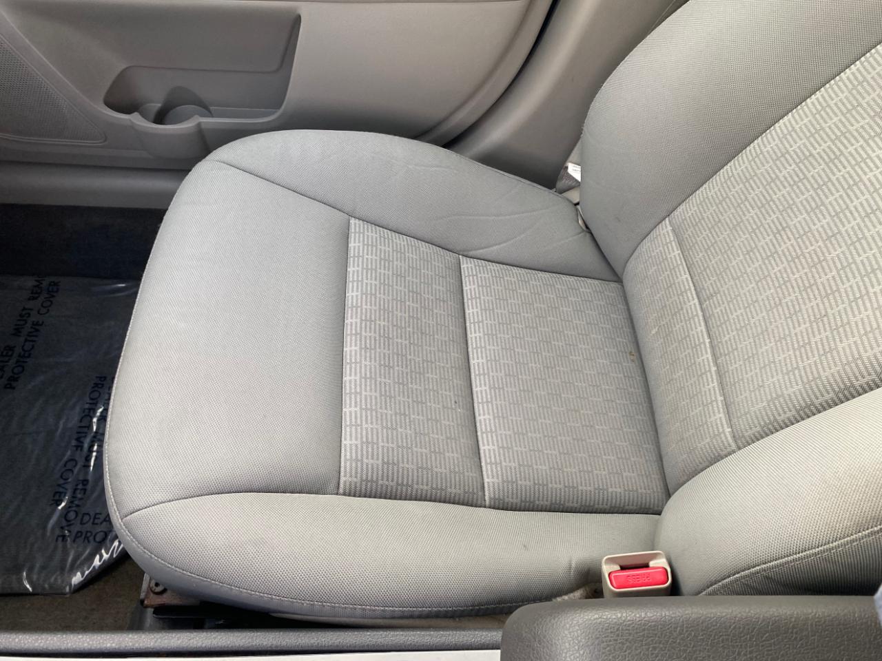 Ford Fusion 4dr Sdn S FWD 2012