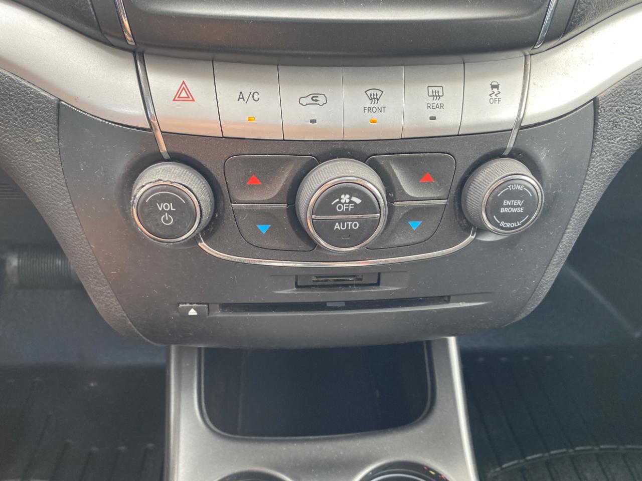 Dodge Journey FWD 4dr SXT 2015