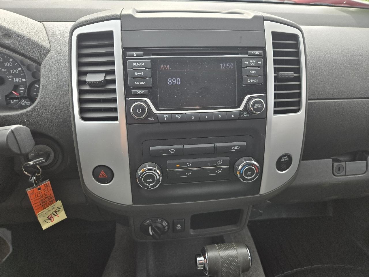 Nissan Frontier 4WD King Cab Auto SV 2016