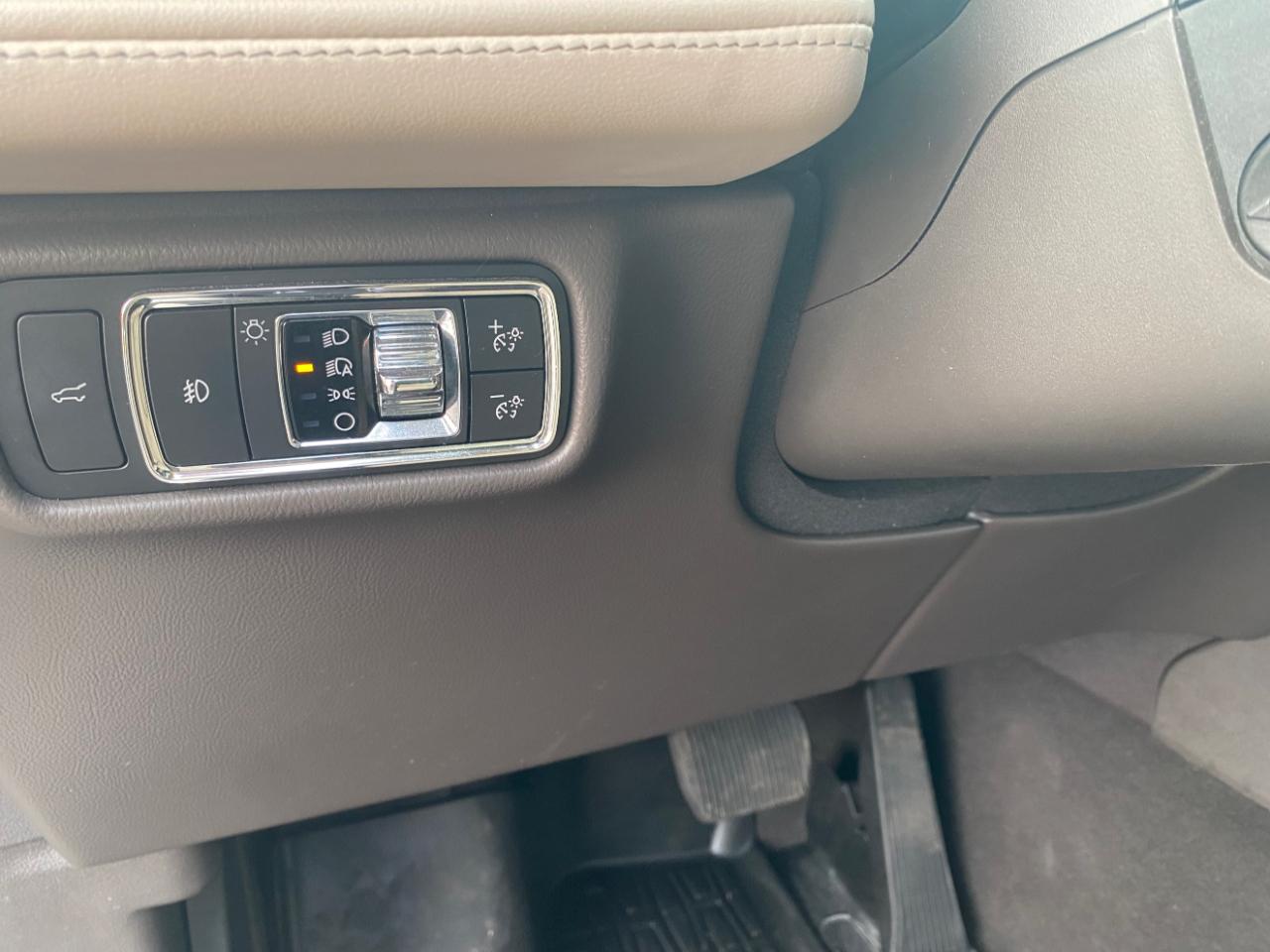 Lincoln Aviator Reserve AWD 2021