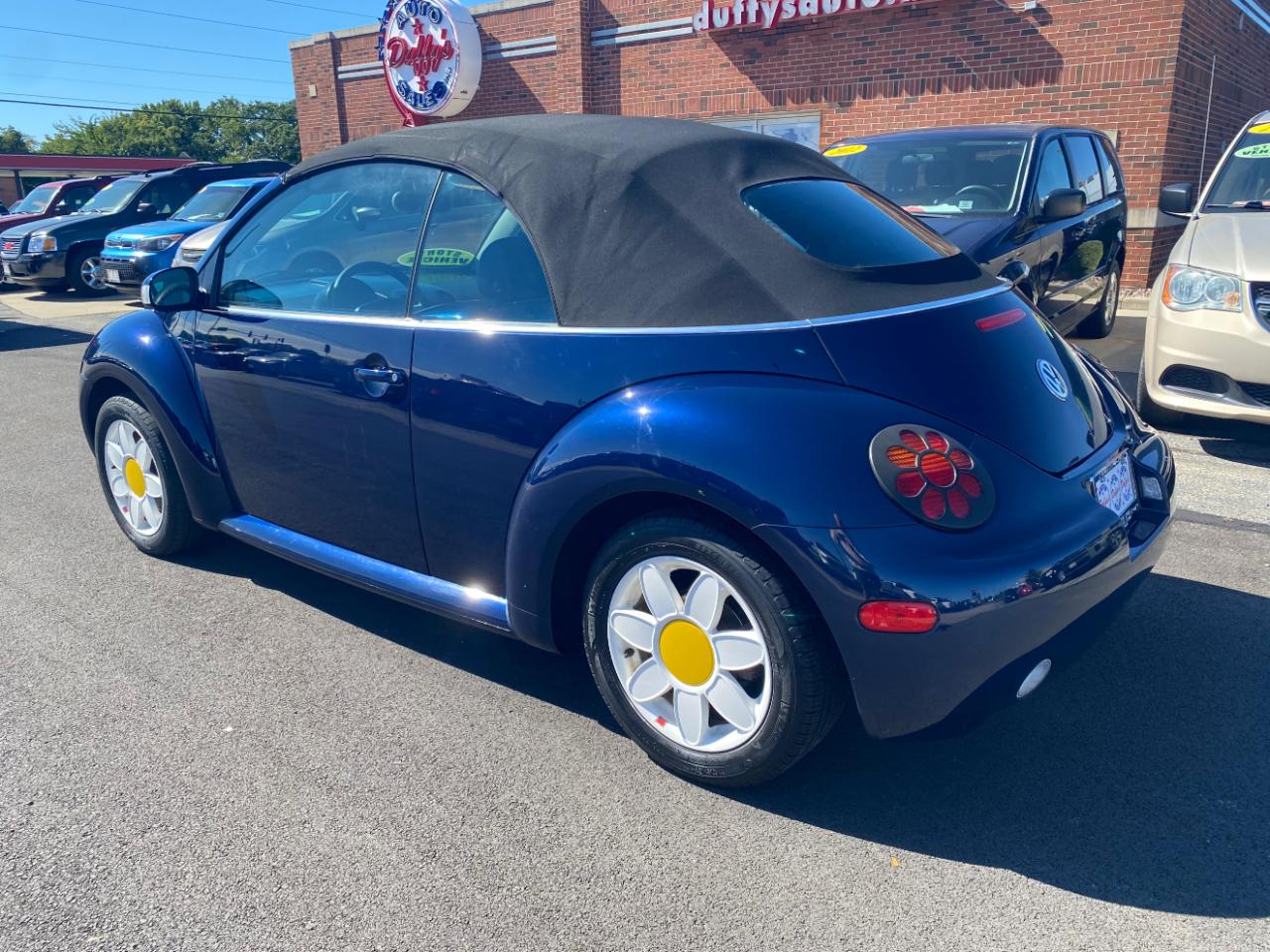 Volkswagen New Beetle Convertible 2dr Convertible GLS Auto 2003