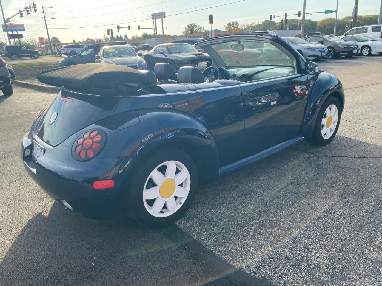 Volkswagen New Beetle Convertible 2dr Convertible GLS Auto 2003