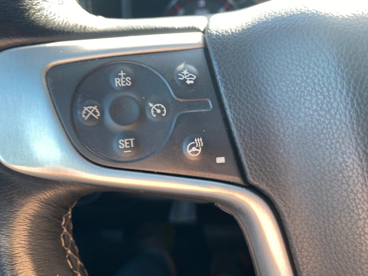 GMC Sierra 1500 4WD Crew Cab 143.5" SLT 2016