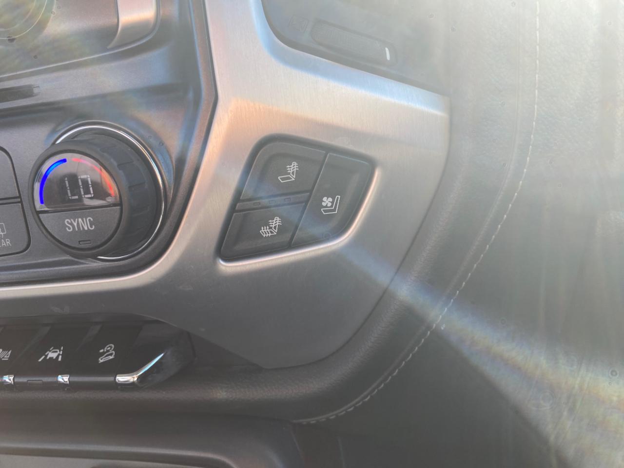 GMC Sierra 1500 4WD Crew Cab 143.5" SLT 2016