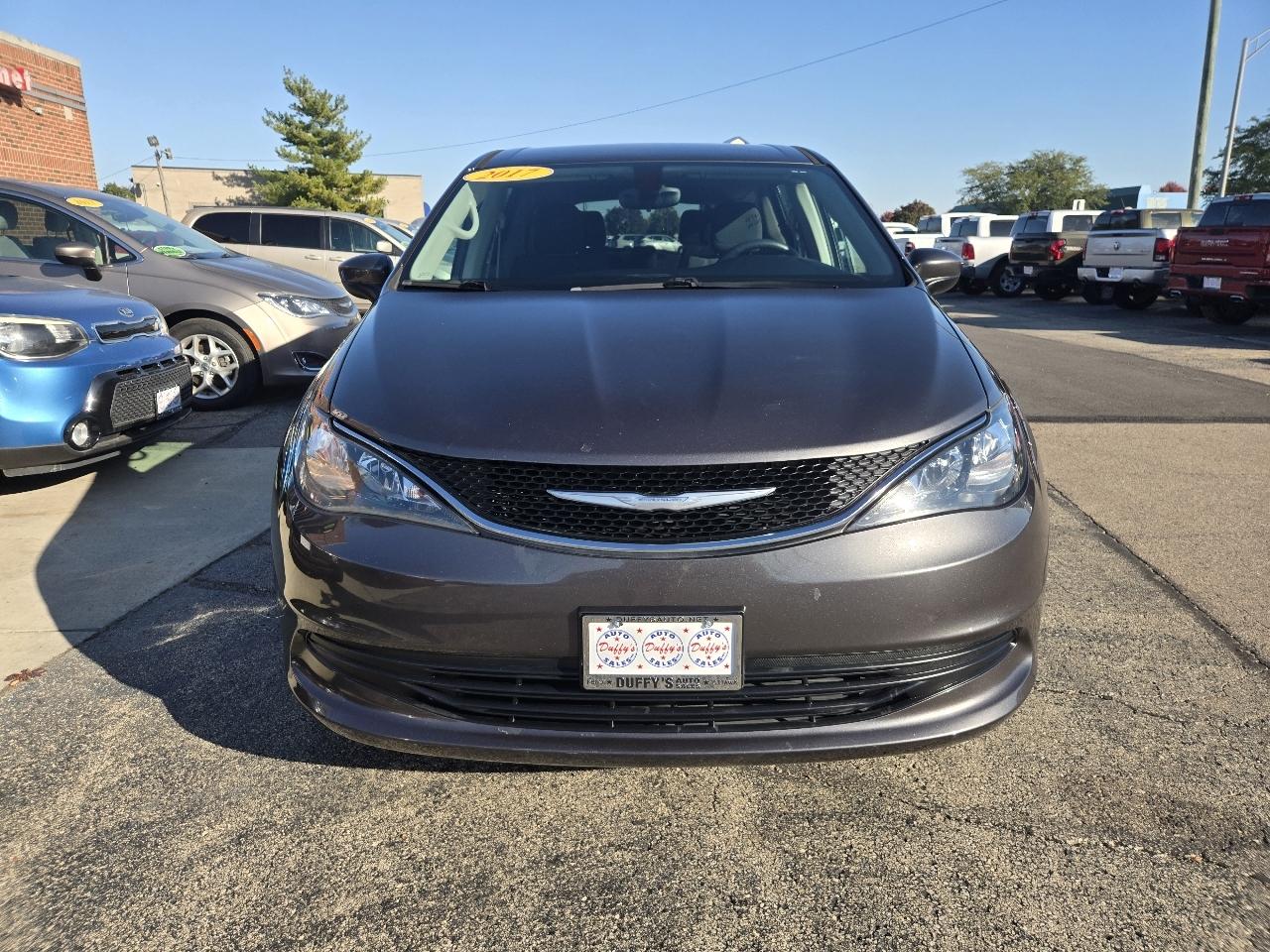 Chrysler Pacifica Touring FWD 2017