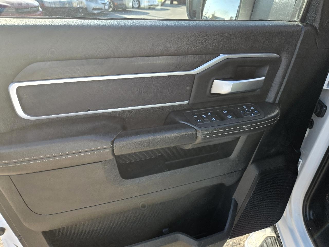 RAM 2500 Big Horn 4x4 Crew Cab 6'4" Box 2025