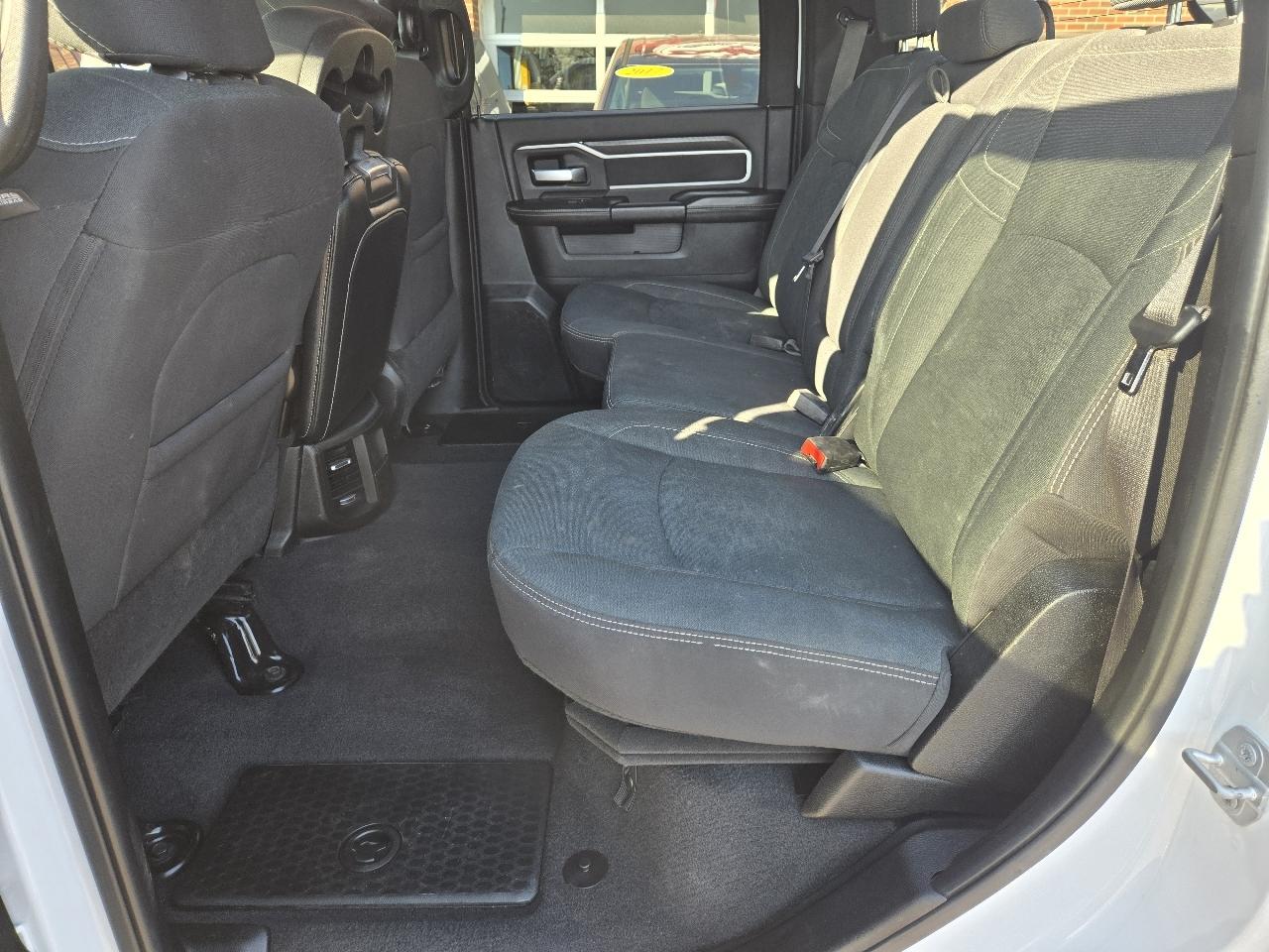 RAM 2500 Big Horn 4x4 Crew Cab 6'4" Box 2025