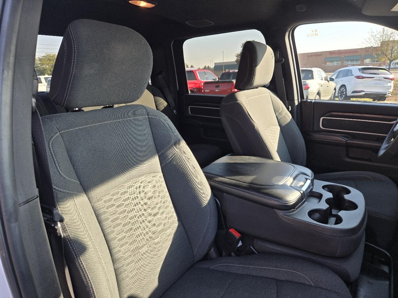 RAM 2500 Big Horn 4x4 Crew Cab 6'4" Box 2025