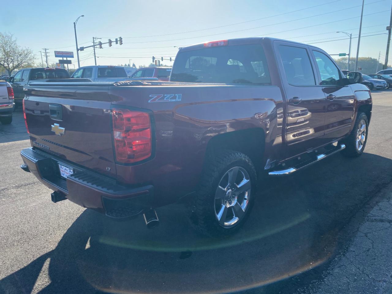 Chevrolet Silverado 1500 4WD Crew Cab 143.5" LT w/2LT 2017