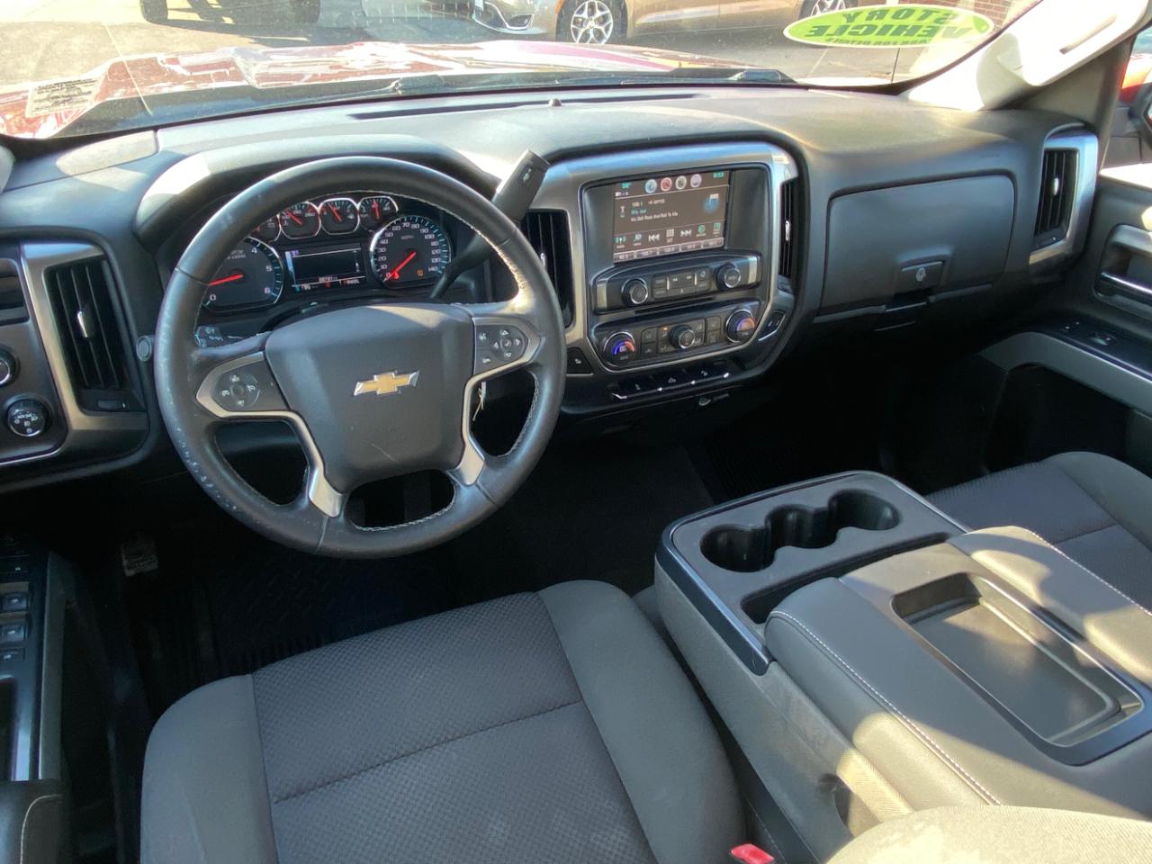 Chevrolet Silverado 1500 4WD Crew Cab 143.5" LT w/2LT 2017