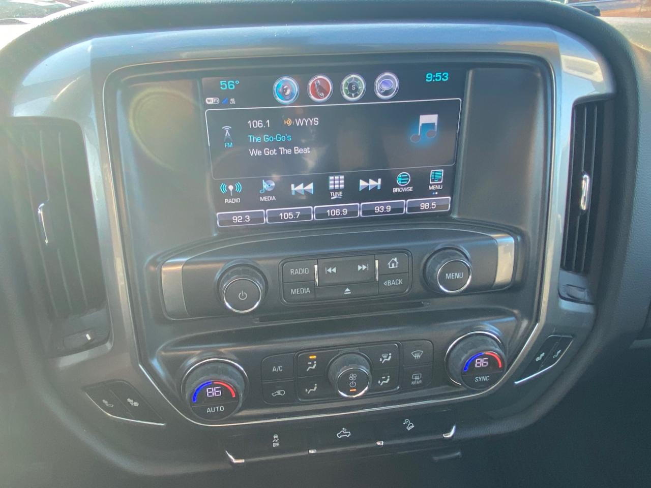 Chevrolet Silverado 1500 4WD Crew Cab 143.5" LT w/2LT 2017