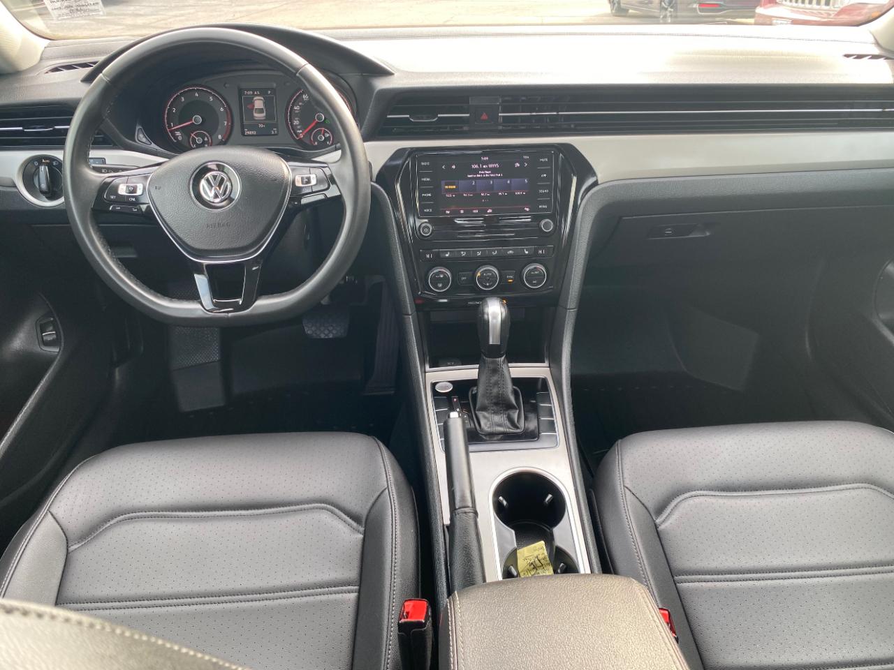Volkswagen Passat 2.0T SE Auto 2022