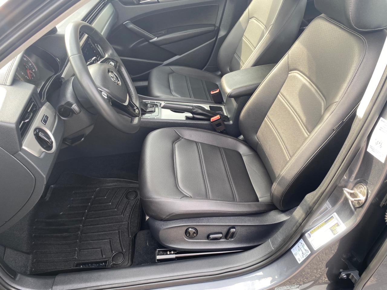 Volkswagen Passat 2.0T SE Auto 2022