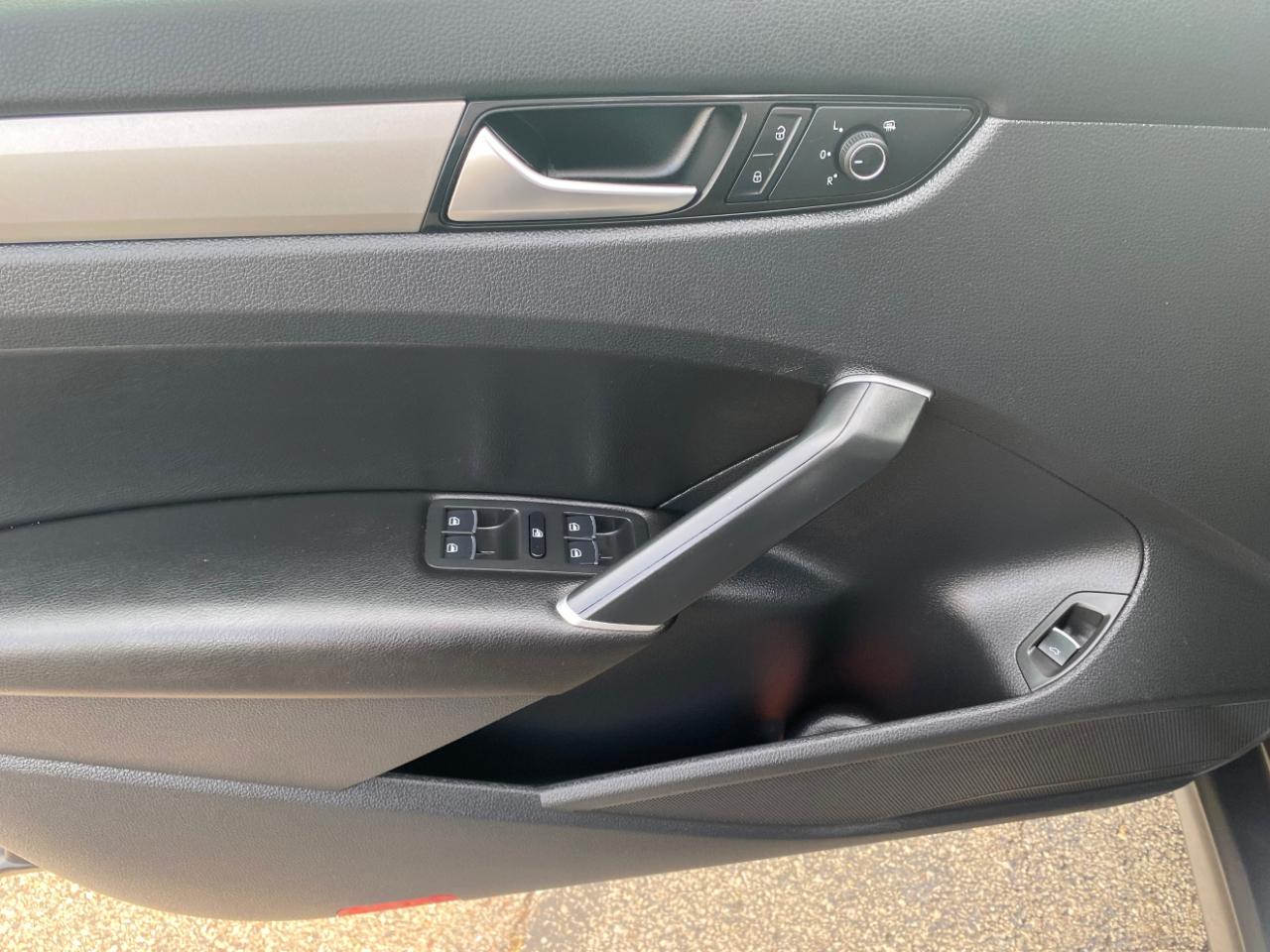 Volkswagen Passat 2.0T SE Auto 2022