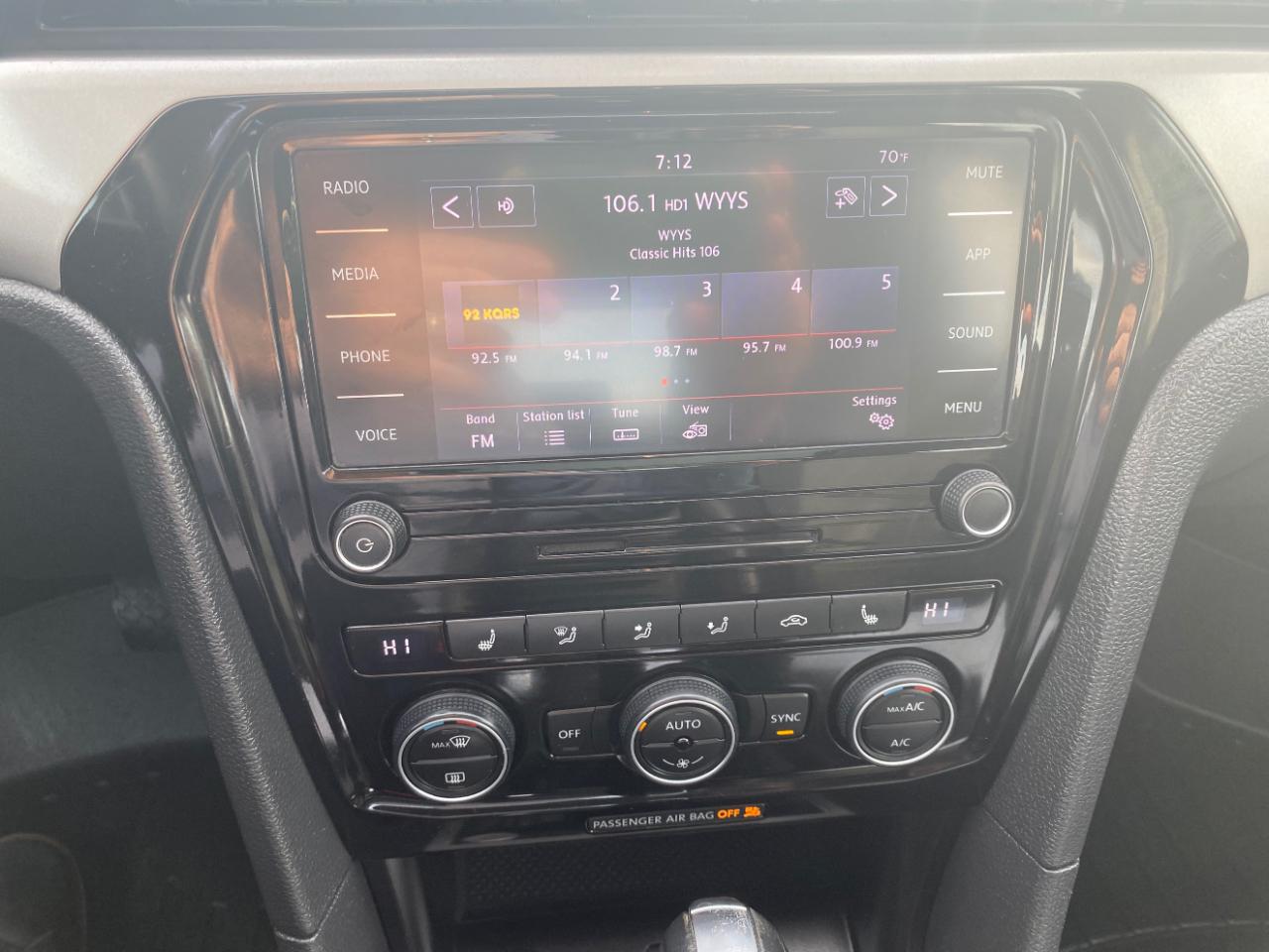 Volkswagen Passat 2.0T SE Auto 2022