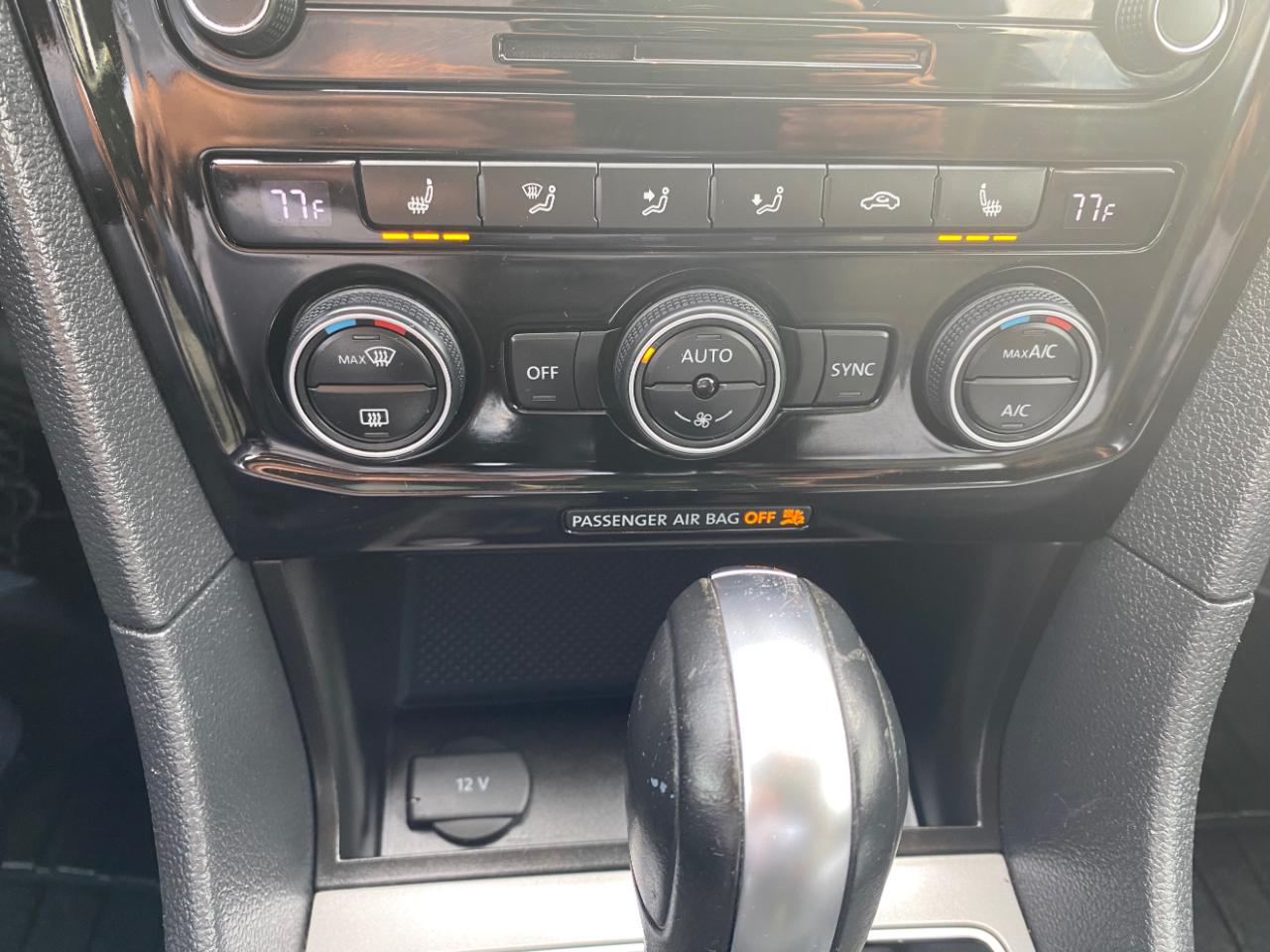 Volkswagen Passat 2.0T SE Auto 2022
