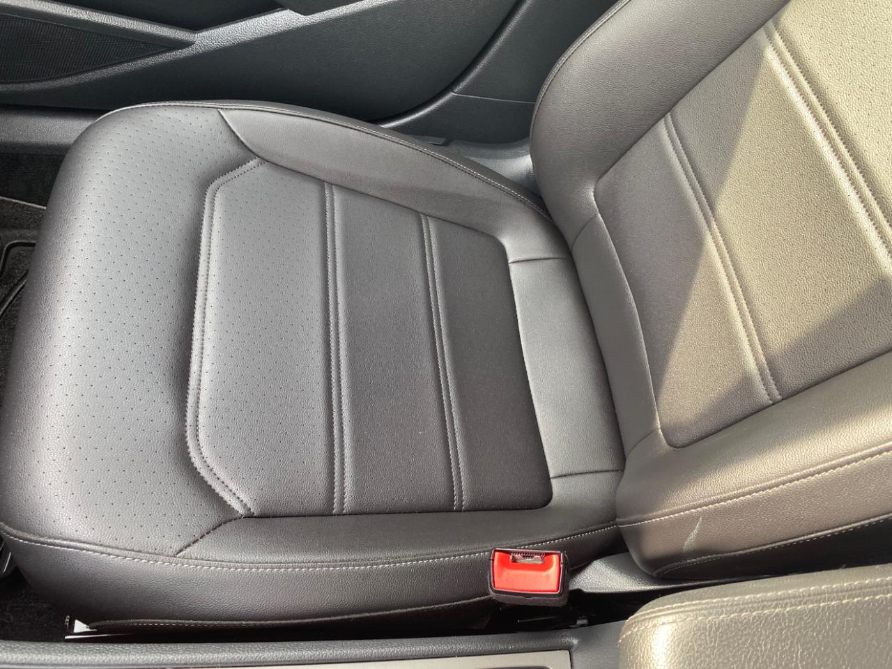 Volkswagen Passat 2.0T SE Auto 2022
