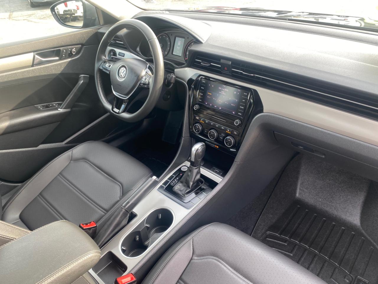 Volkswagen Passat 2.0T SE Auto 2022