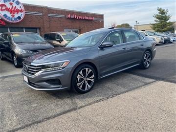 2022 Volkswagen Passat 2.0T SE Auto