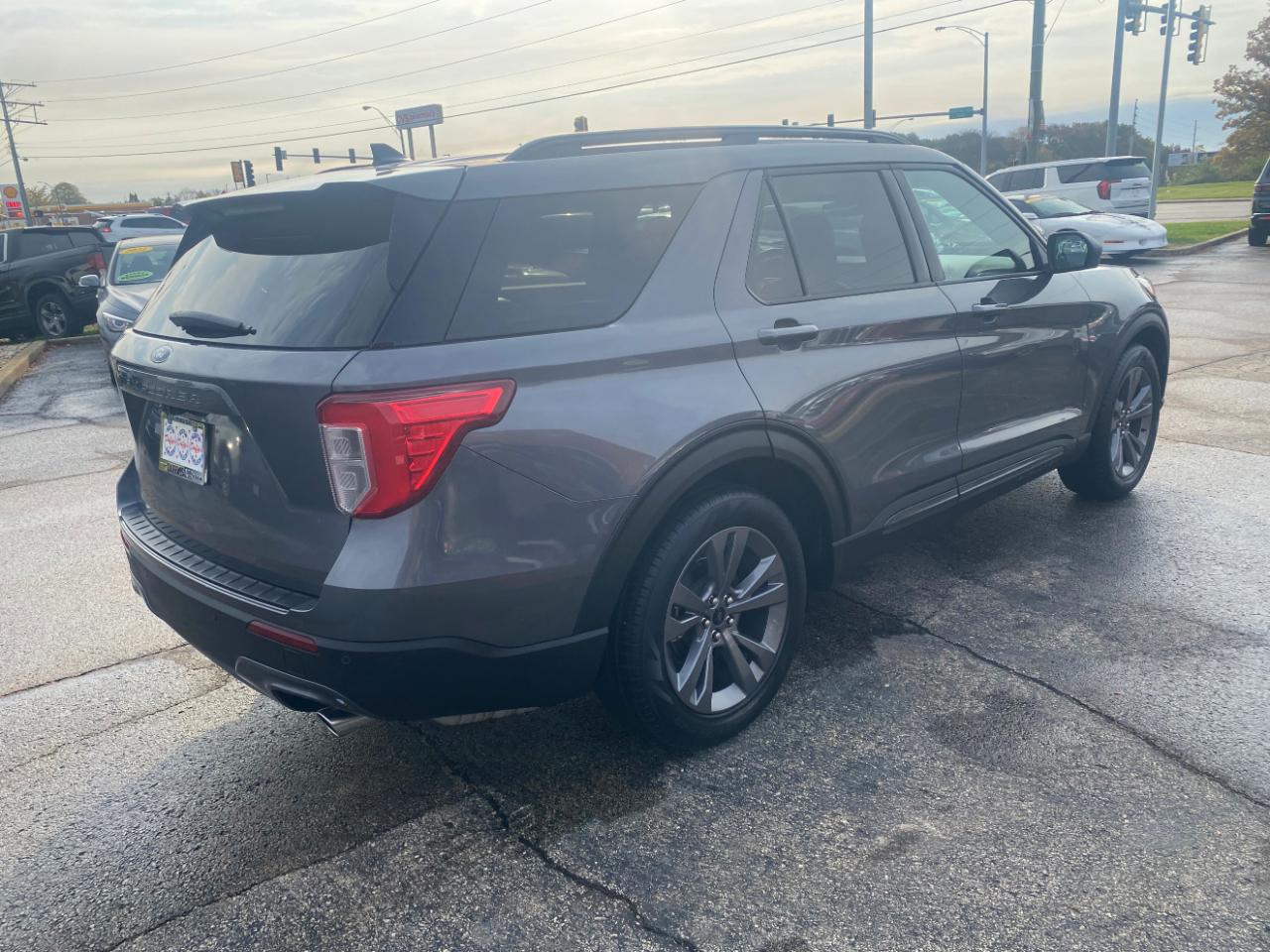 Ford Explorer XLT RWD 2021