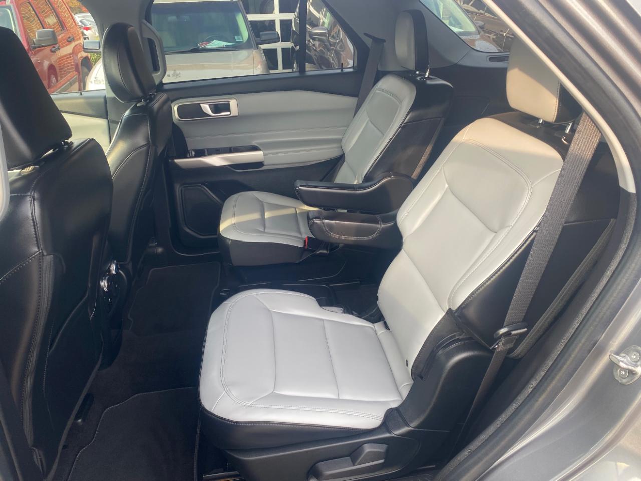 Ford Explorer XLT RWD 2021