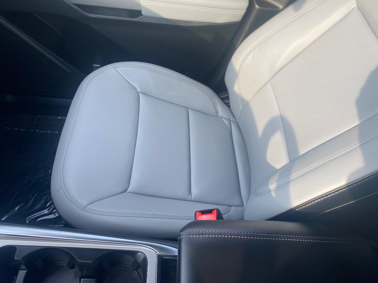 Ford Explorer XLT RWD 2021