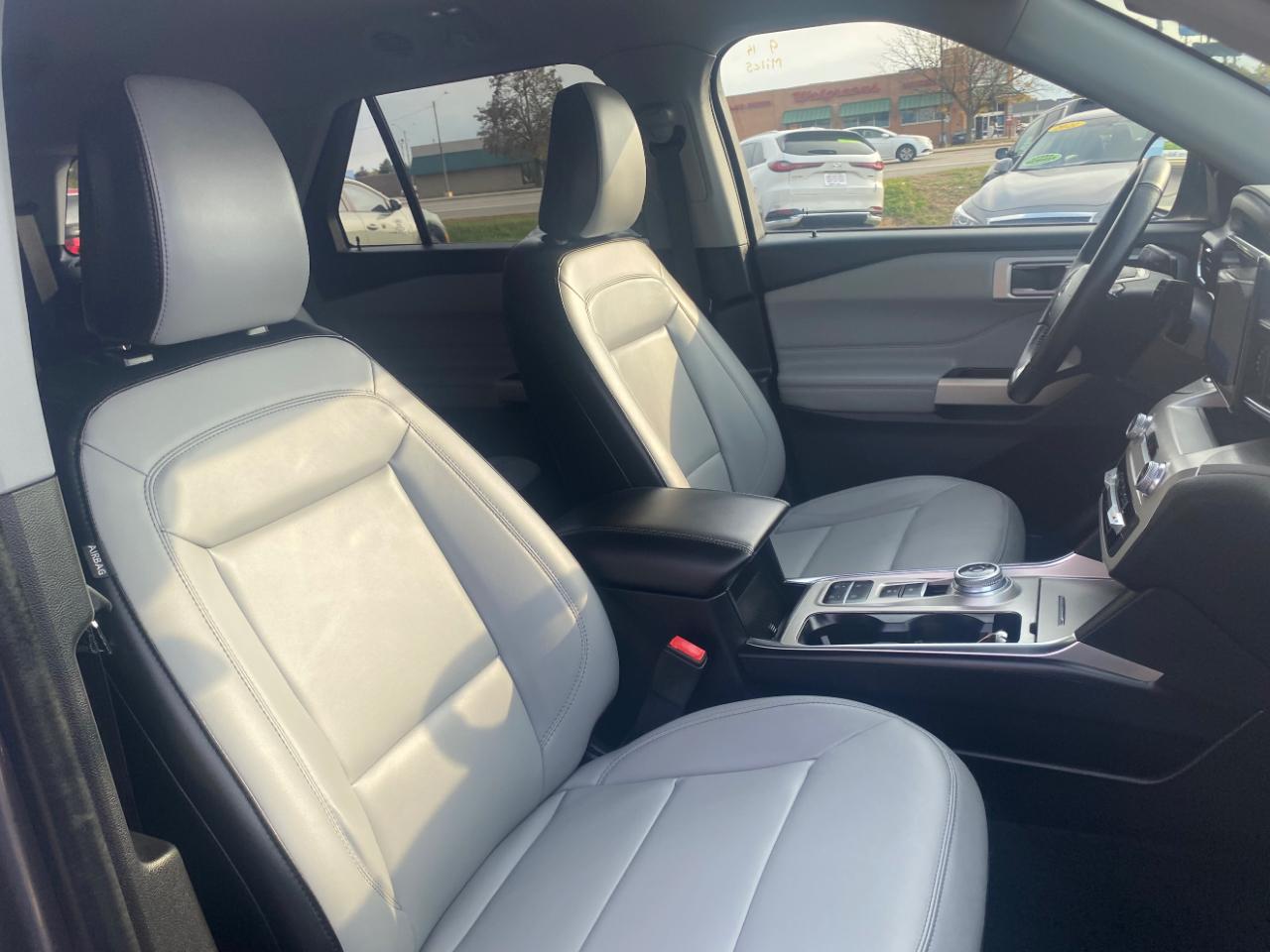 Ford Explorer XLT RWD 2021