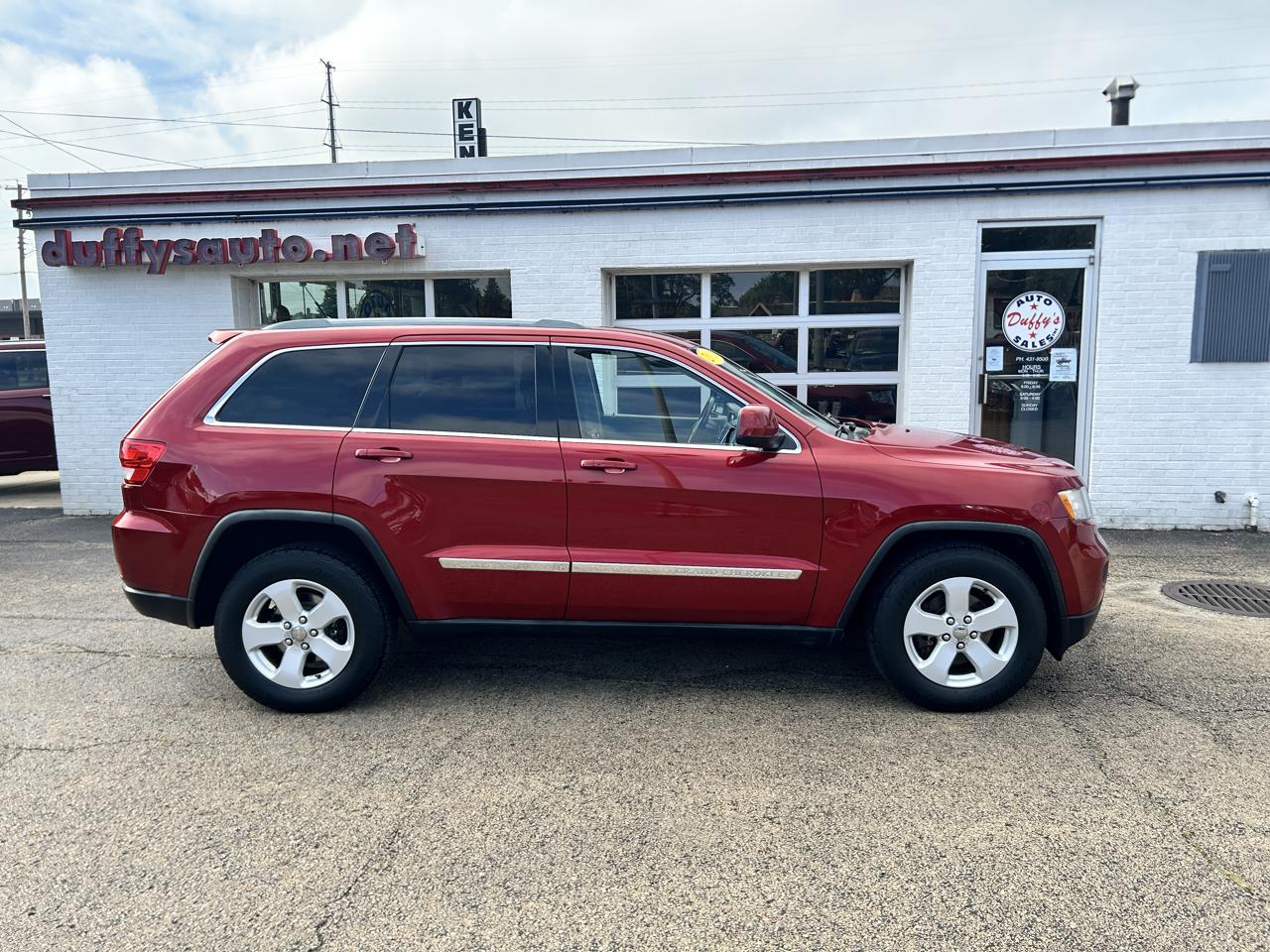 Jeep Grand Cherokee Laredo 4WD 2011