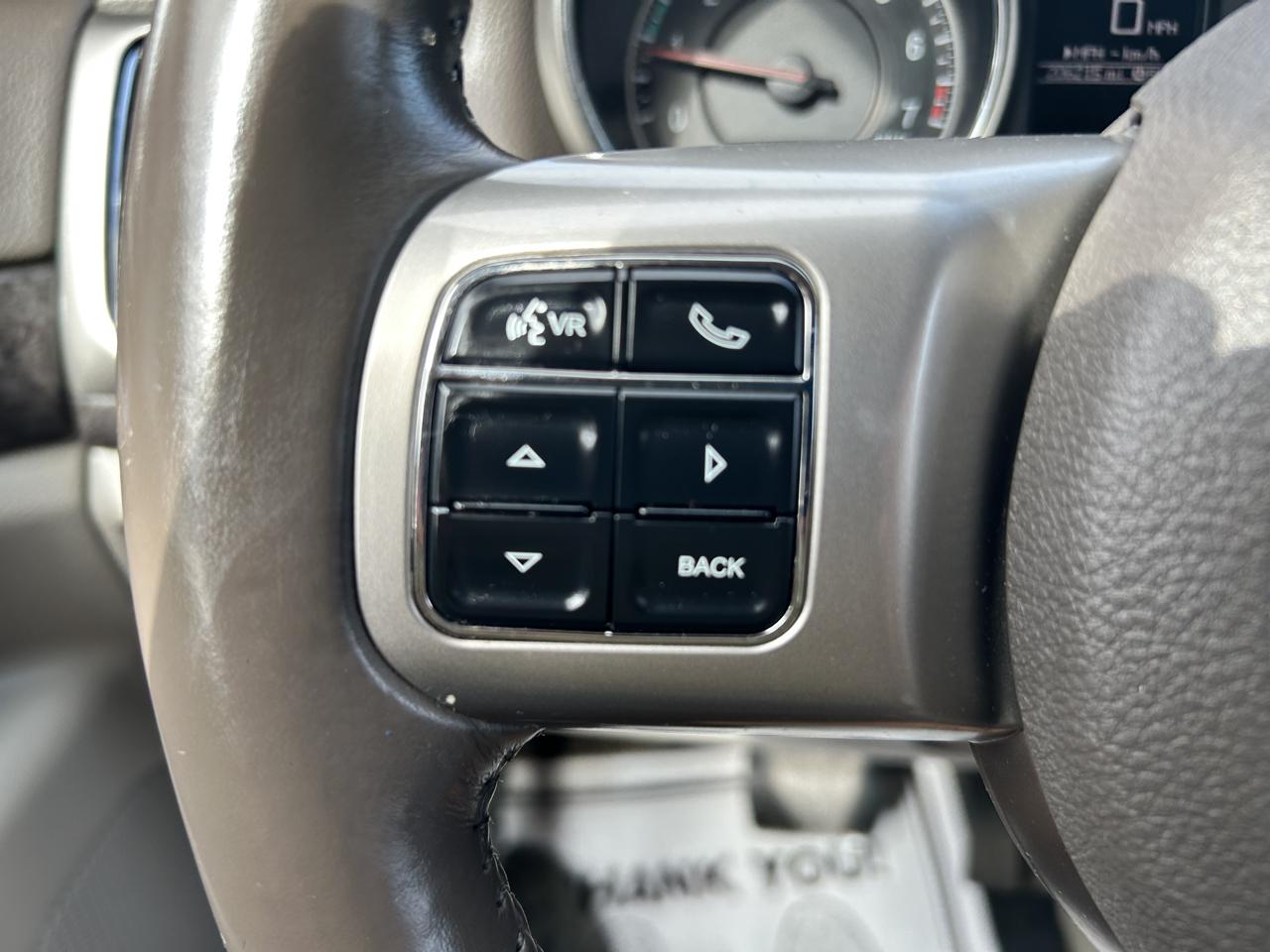 Jeep Grand Cherokee Laredo 4WD 2011