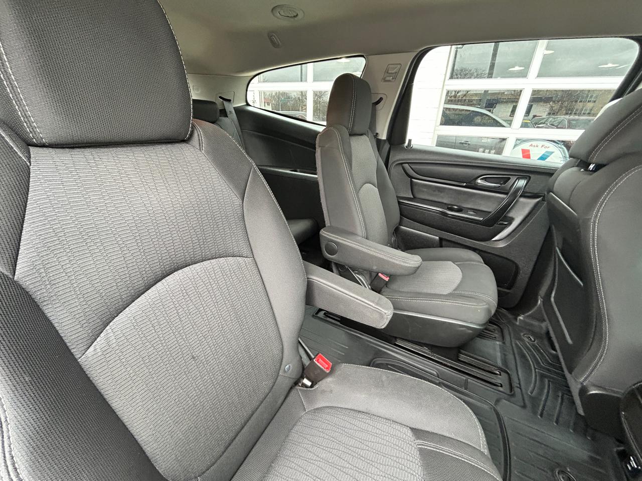 Chevrolet Traverse 1LT FWD 2014