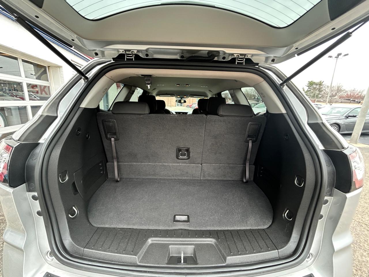 Chevrolet Traverse 1LT FWD 2014