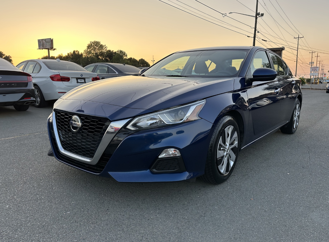 2019 Nissan Altima 2.5 S photo 2