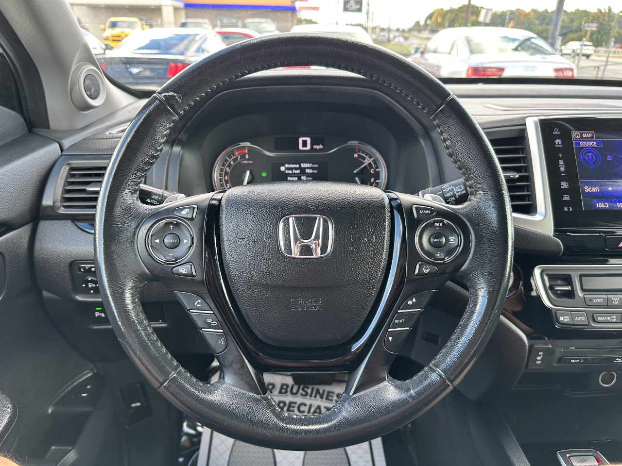 2017 Honda Pilot Touring photo 13